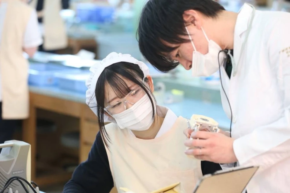 最前線の外部講師が直接指導